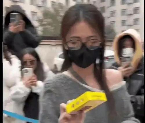 娱乐吃瓜爆料视频,吃瓜视频背后的惊人爆料  第3张